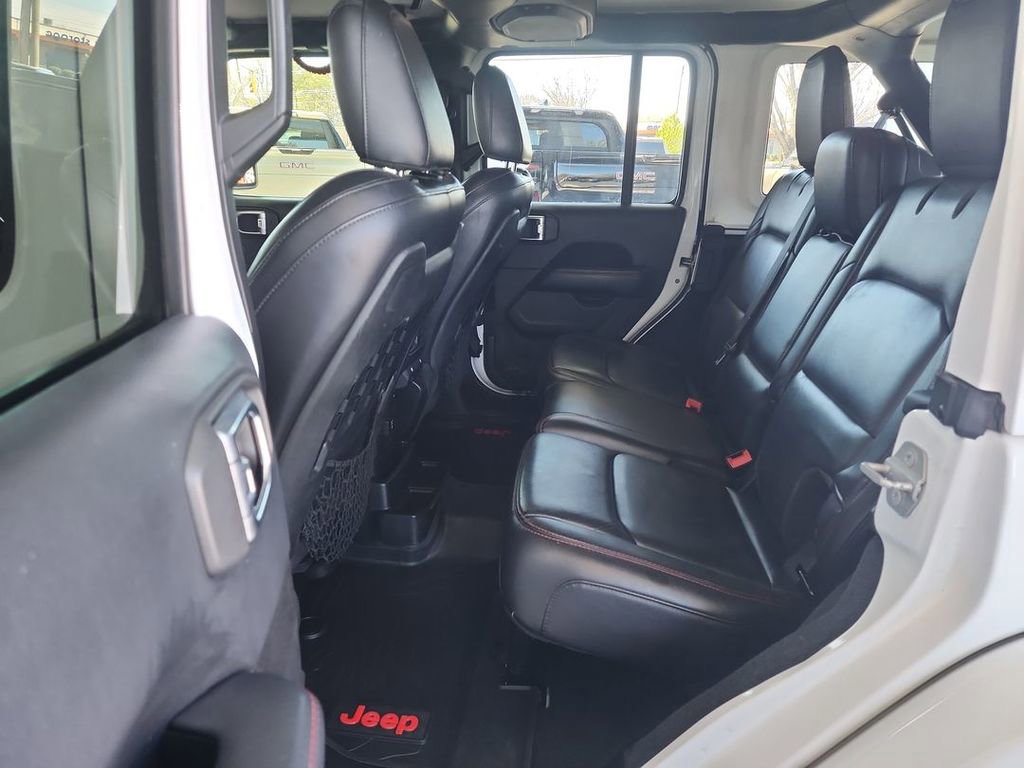 Used 2018 Jeep Wrangler Unlimited Rubicon image 24