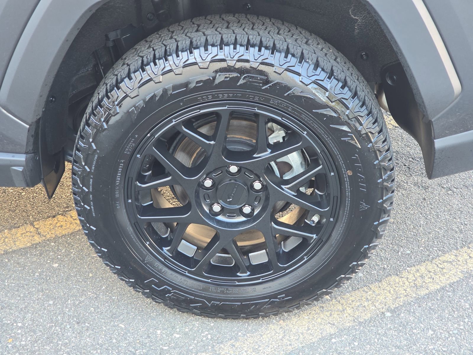 Used 2024 Toyota RAV4 XLE image 38