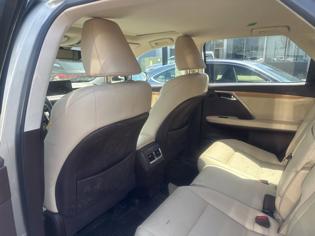 Used 2020 Lexus RX 350L Premium w/ Premium Package AWD/4WD image 27