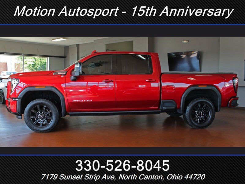Used 2025 GMC Sierra 2500 AT4 w/ AT4 Premium Plus Package AWD/4WD image 5