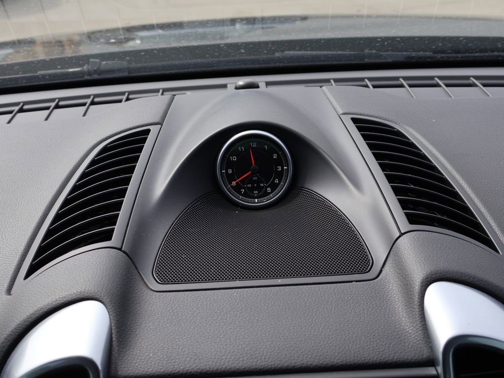 Used 2014 Porsche Cayenne S image 24