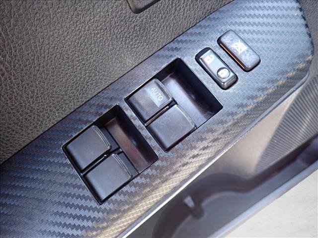 Used 2015 Toyota RAV4 Limited w/ Technology Package AWD/4WD image 16