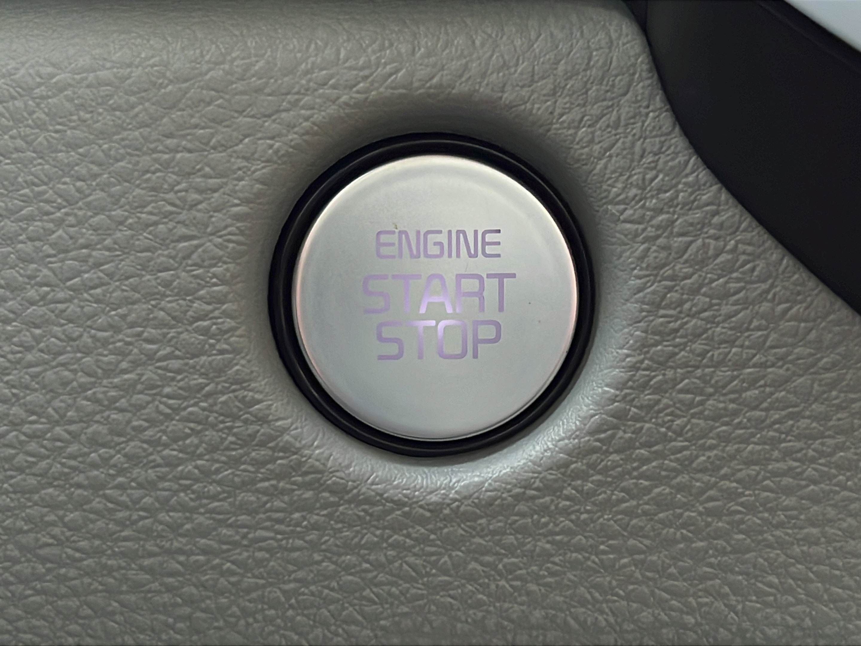 New 2026 Kia Carnival EX FWD image 25