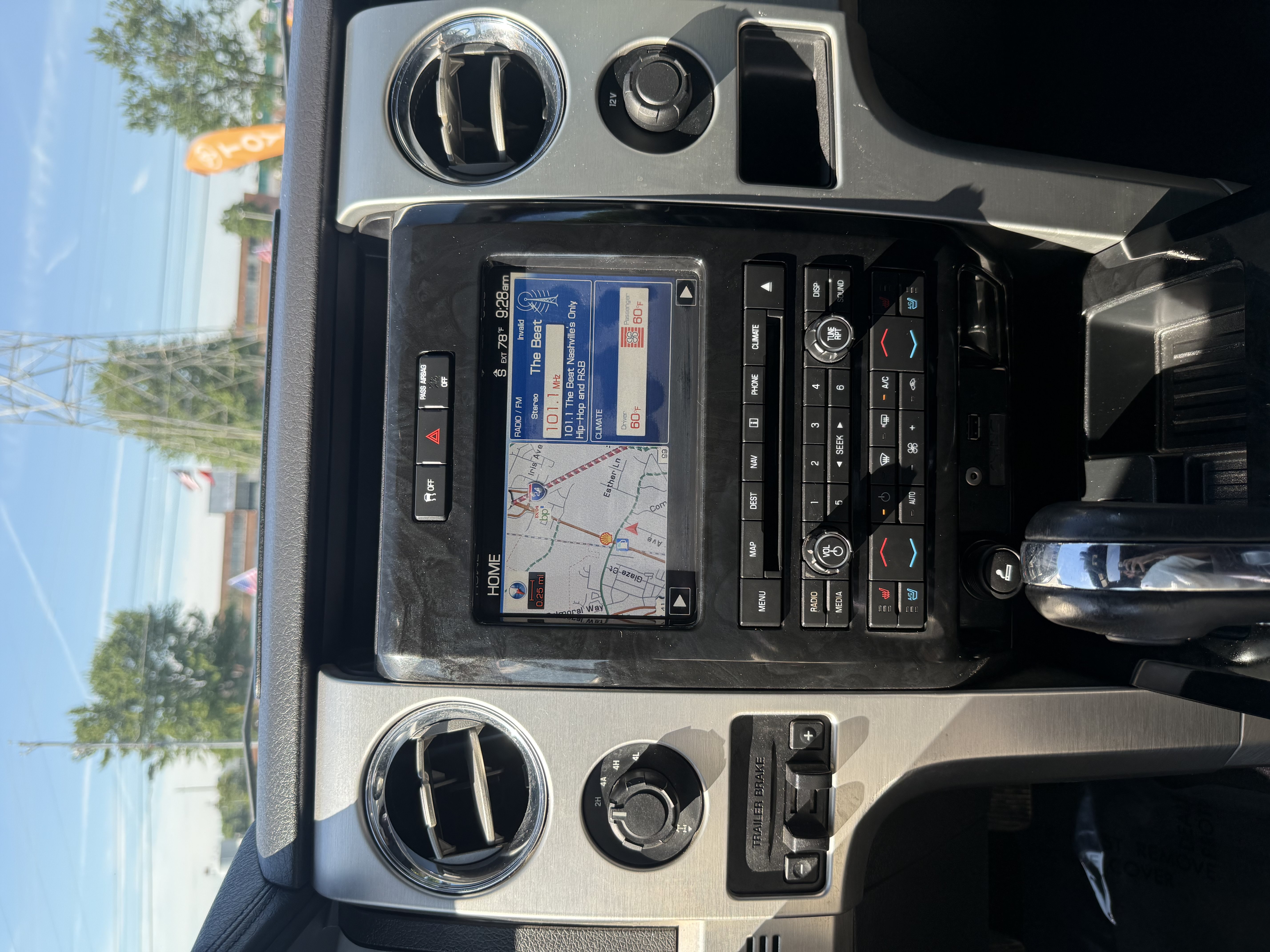 Used 2012 Ford F150 Platinum AWD/4WD image 15