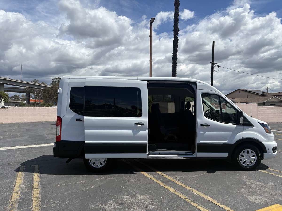 Used 2024 Ford Transit 350 XLT RWD image 36