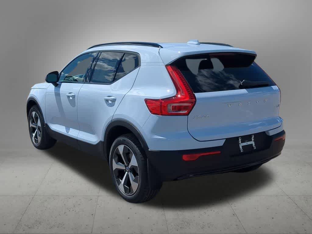 New 2026 Volvo XC40 B5 Plus w/ Protection Package Premier AWD/4WD image 4