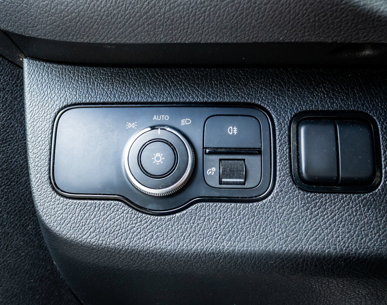 Used 2019 Mercedes-Benz Sprinter 170 image 17