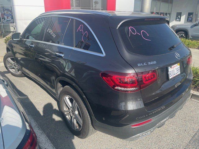 Used 2021 Mercedes-Benz GLC 300 image 3