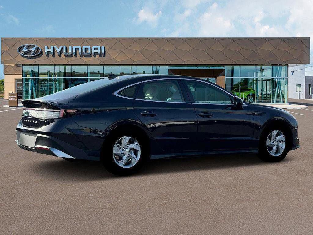 New 2026 Hyundai Sonata SE image 8