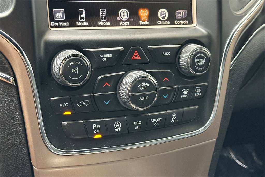 Used 2016 Jeep Grand Cherokee Limited image 22