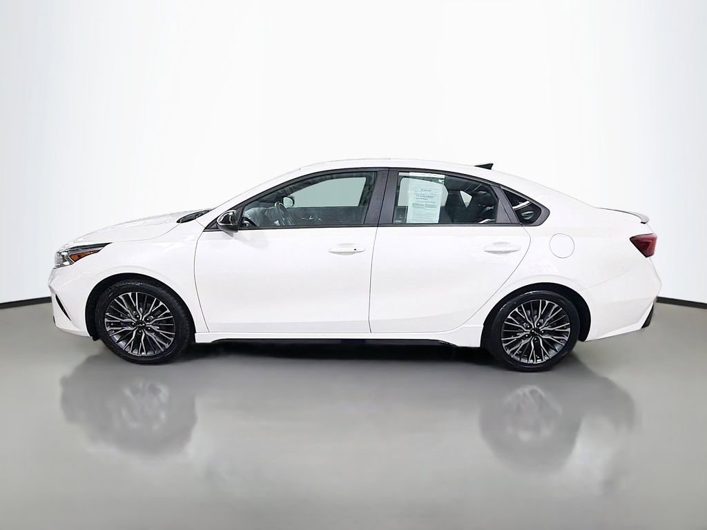 Used 2023 Kia Forte GT-Line w/ GT-Line Premium Package FWD image 7
