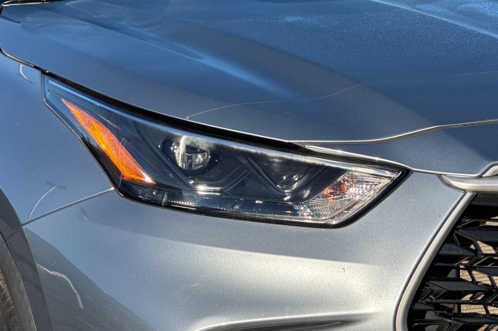 Used 2022 Toyota Highlander XLE image 10