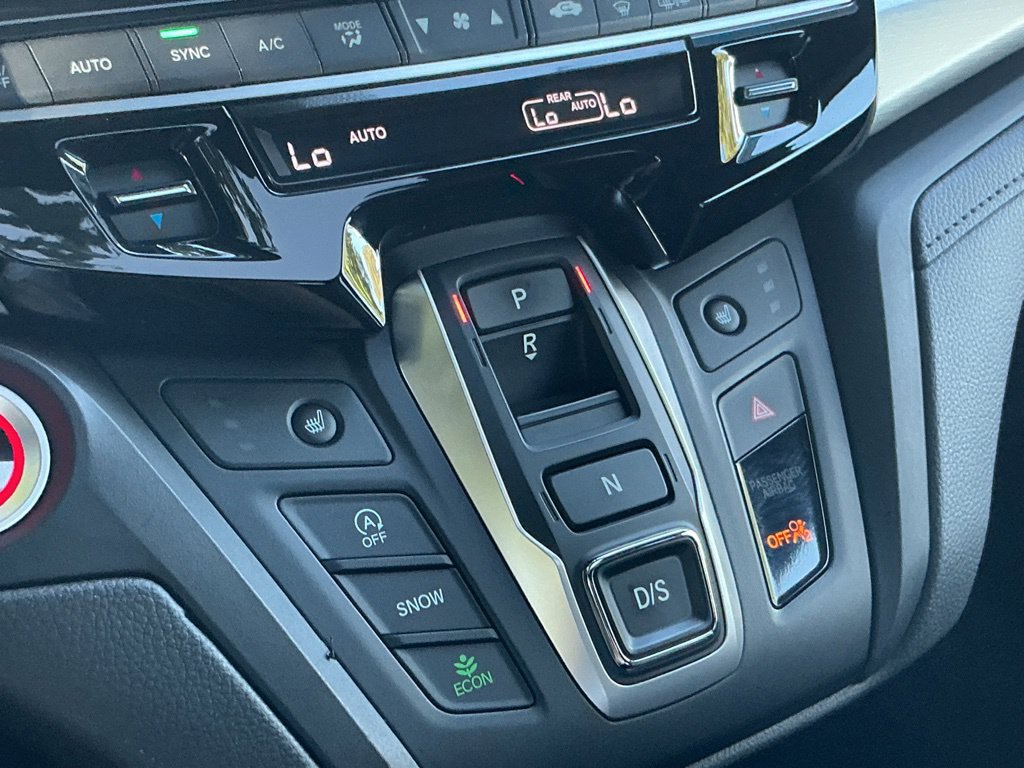 Used 2025 Honda Odyssey Sport-L image 31