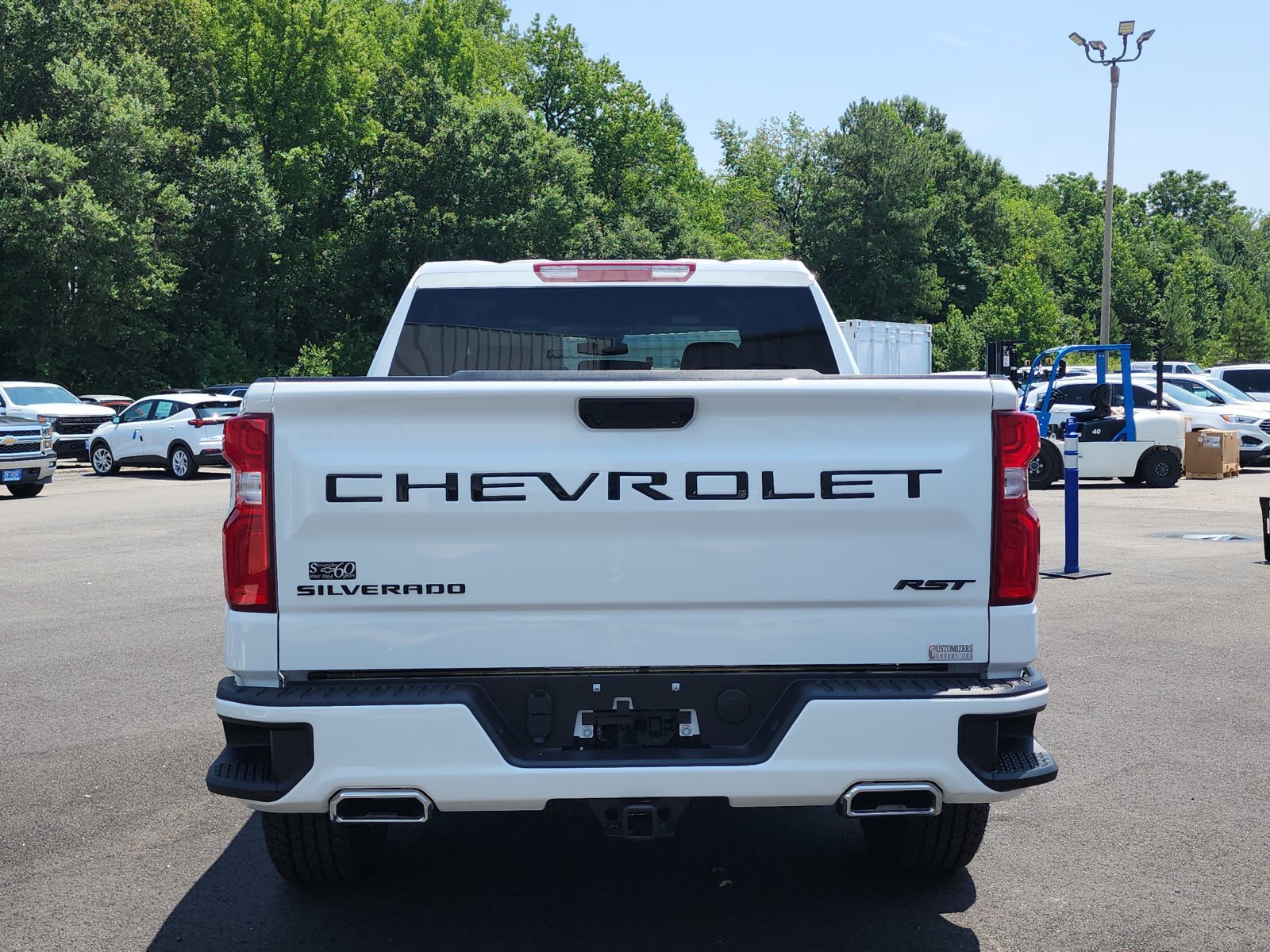 New 2026 Chevrolet Silverado 1500 RST w/ Z71 Off-Road Package AWD/4WD image 4