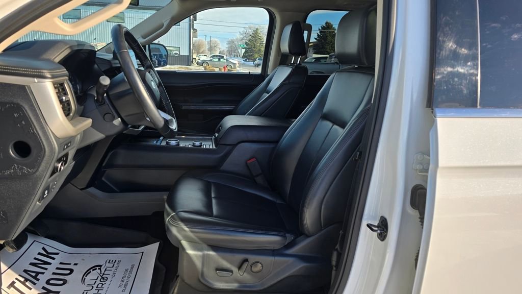 Used 2023 Ford Expedition Max XLT image 19