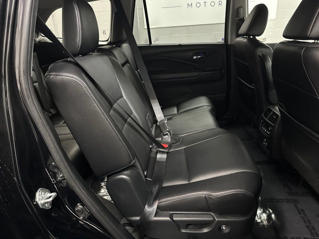 Used 2022 Honda Pilot Touring image 18