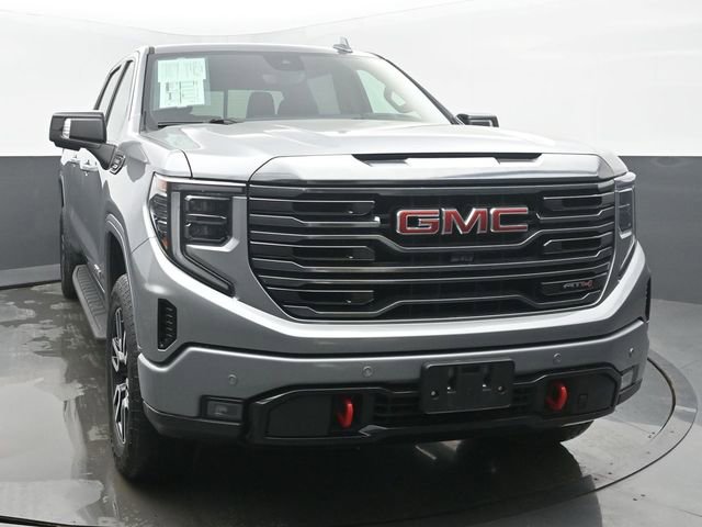 Used 2024 GMC Sierra 1500 AT4 w/ Technology Package image 8