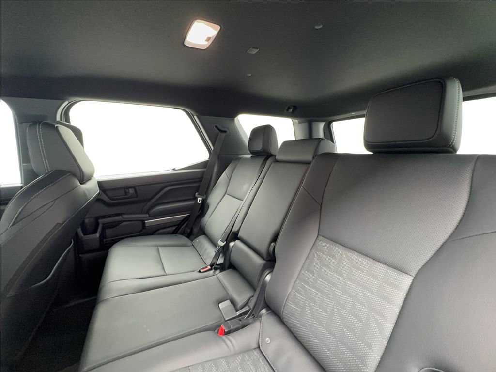 Used 2025 Toyota 4Runner TRD Off-Road Premium w/ Tow Technology Package AWD/4WD image 25