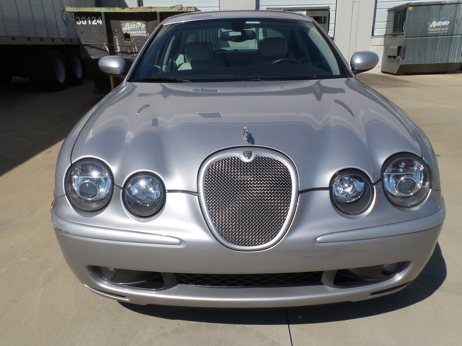 Used 2003 Jaguar S-TYPE R RWD image 14