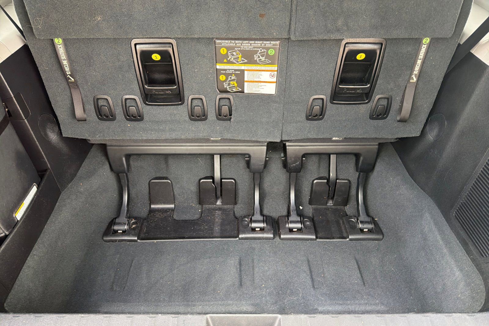 Used 2019 Toyota Sienna SE w/ SE Preferred Package FWD image 15