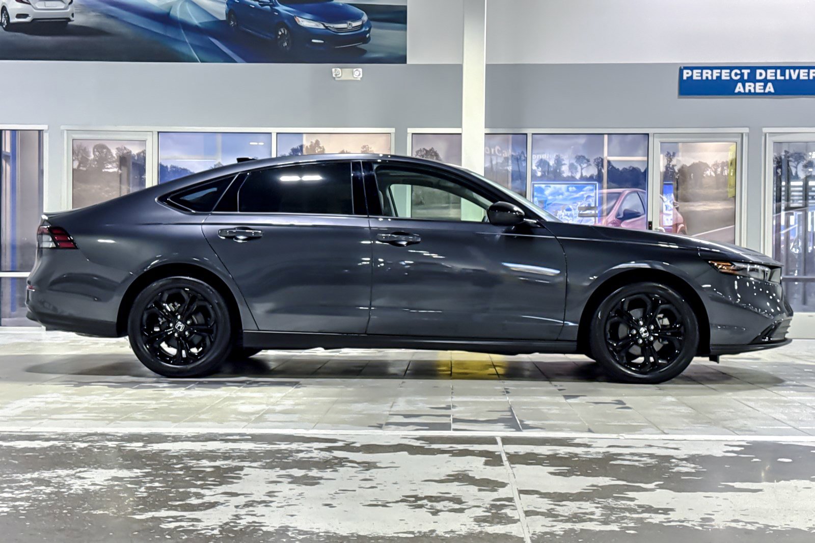 Used 2025 Honda Accord SE image 7