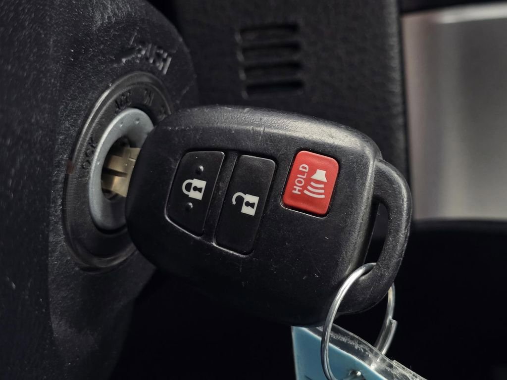 Used 2023 Toyota Tacoma SR AWD/4WD image 35