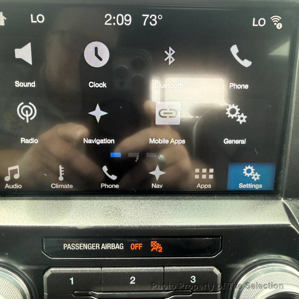 Used 2017 Ford F150 King Ranch w/ Equipment Group 601A Luxury AWD/4WD image 34