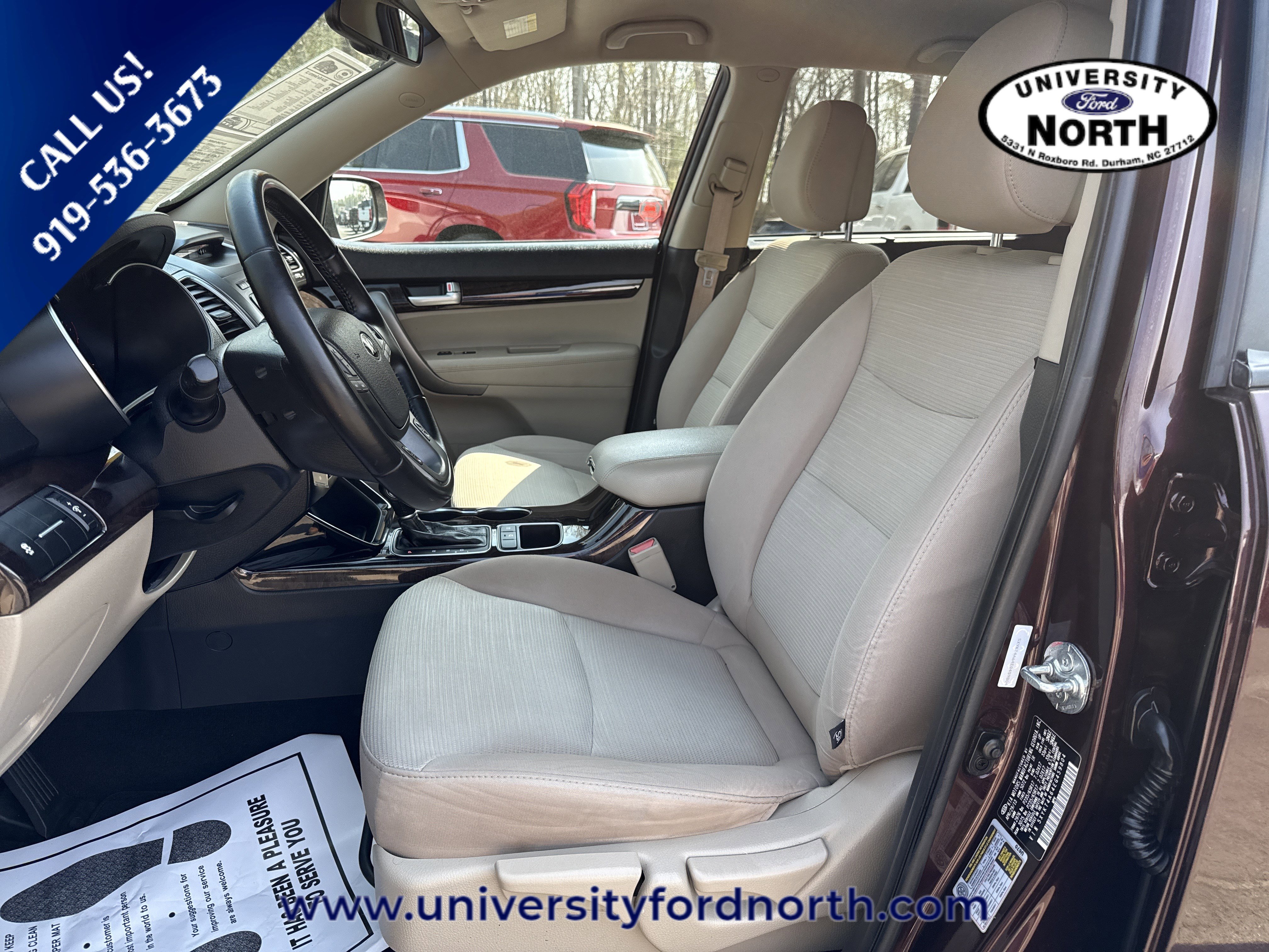 Used 2014 Kia Sorento LX image 14