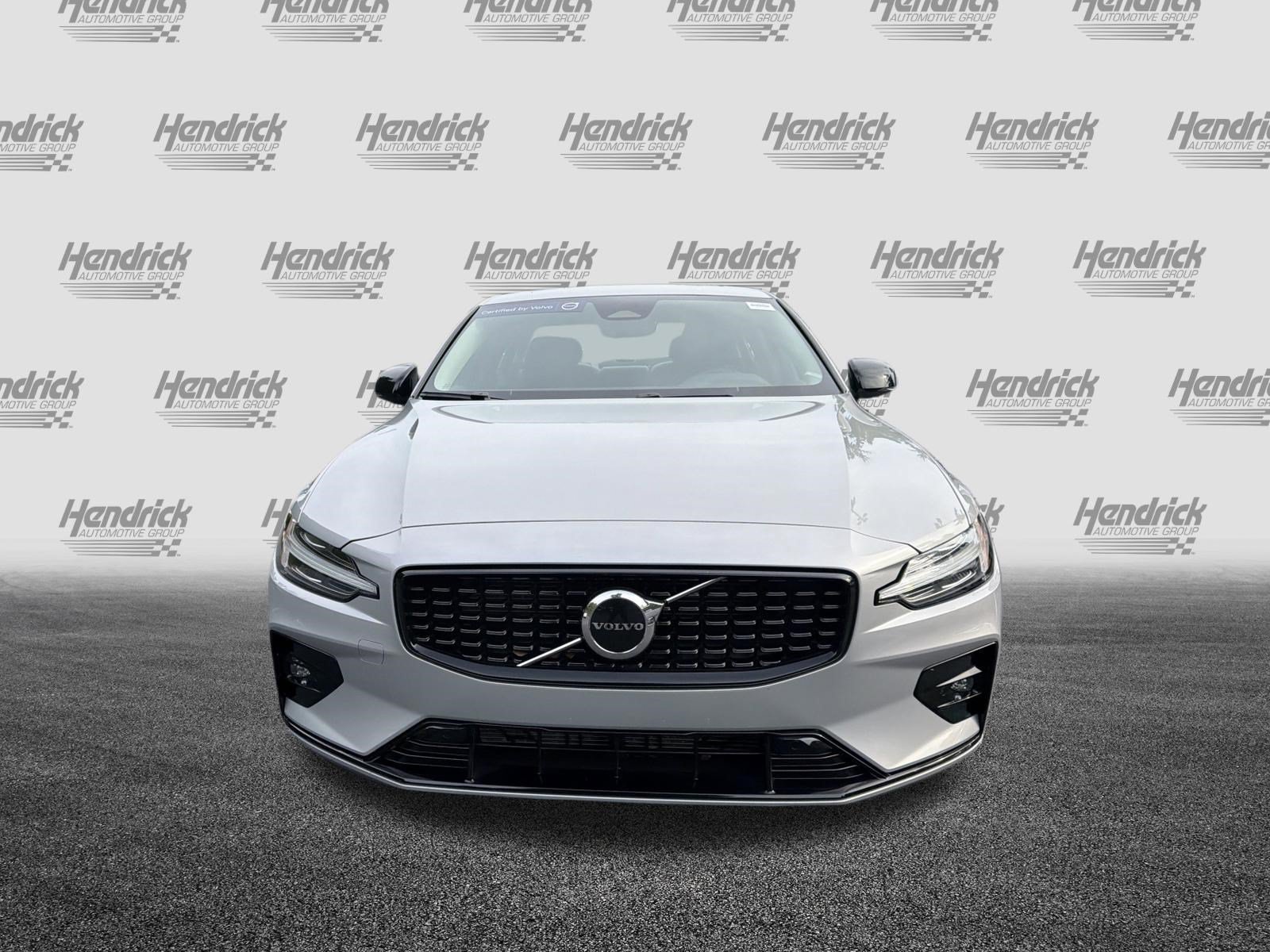 Certified 2024 Volvo S60 B5 Core AWD/4WD image 3