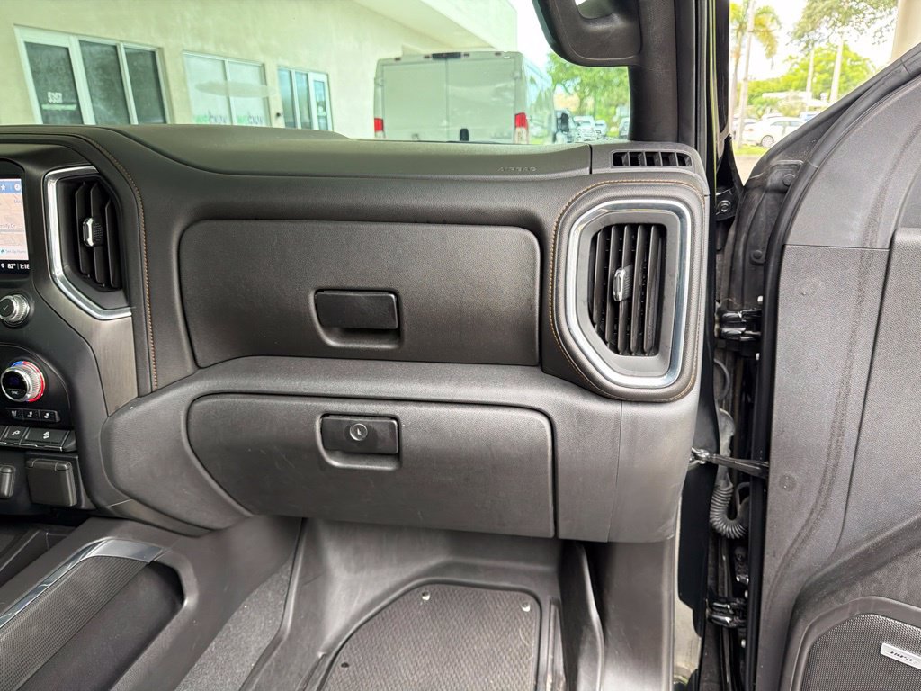 Used 2021 GMC Sierra 1500 AT4 w/ AT4 Premium Package AWD/4WD image 32