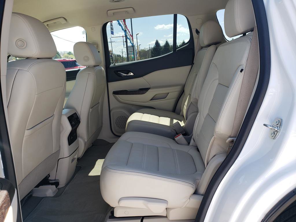 Used 2023 GMC Acadia Denali AWD/4WD image 12