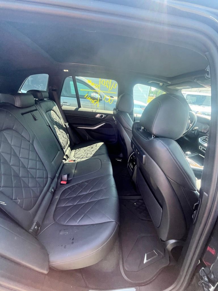 Used 2023 BMW X5 xDrive40i w/ Premium Package AWD/4WD image 7