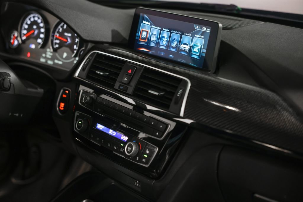 Used 2017 BMW M3 image 29