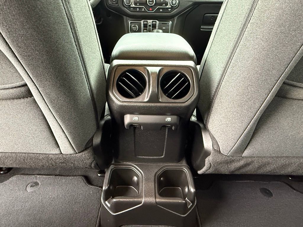 Used 2025 Jeep Gladiator Sport image 37