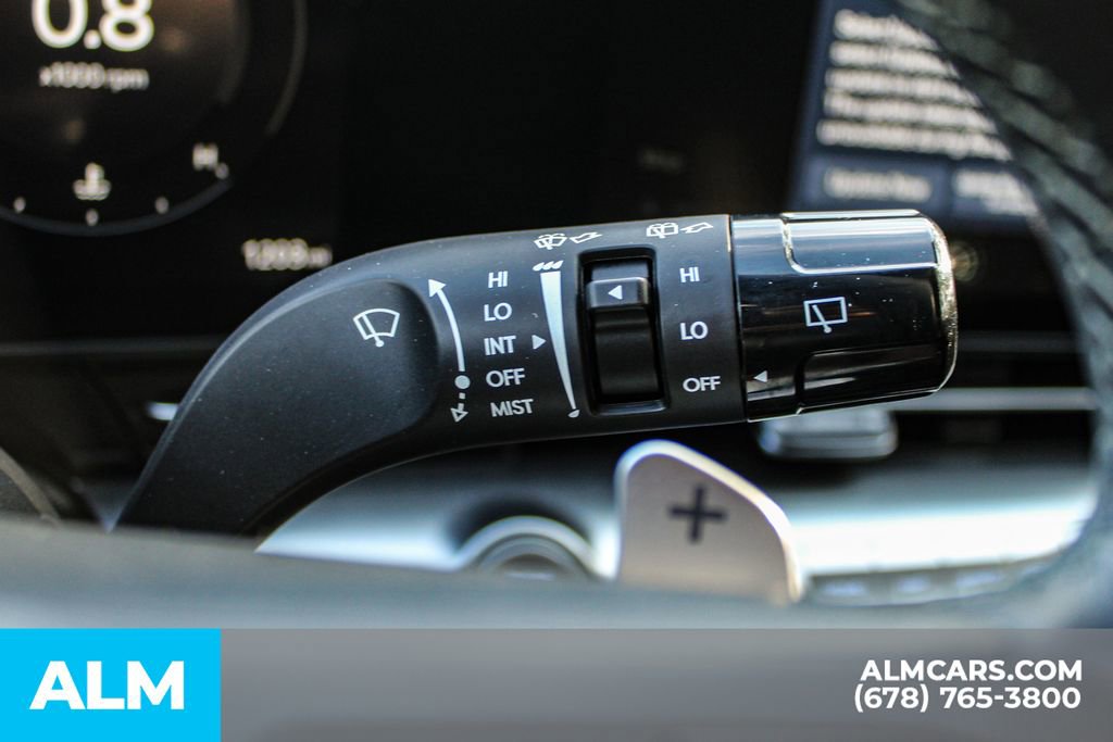 Used 2025 Hyundai Kona Limited image 30