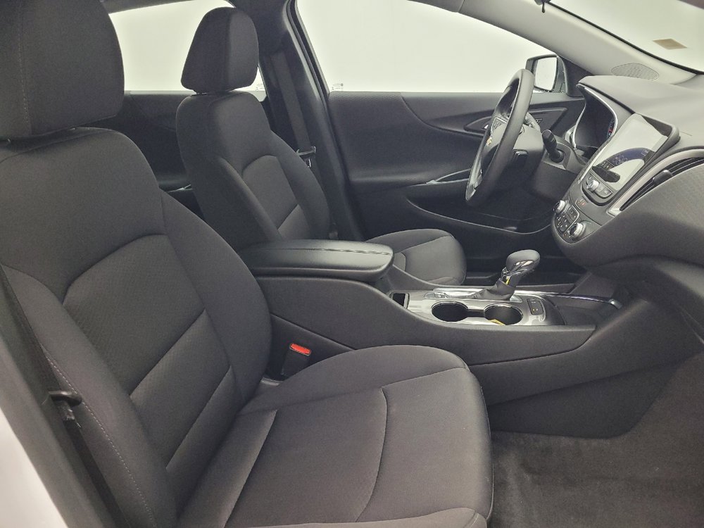 Used 2024 Chevrolet Malibu LT image 21