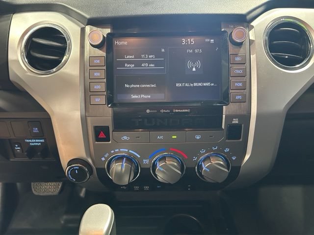 Used 2021 Toyota Tundra 4x4 CrewMax image 3