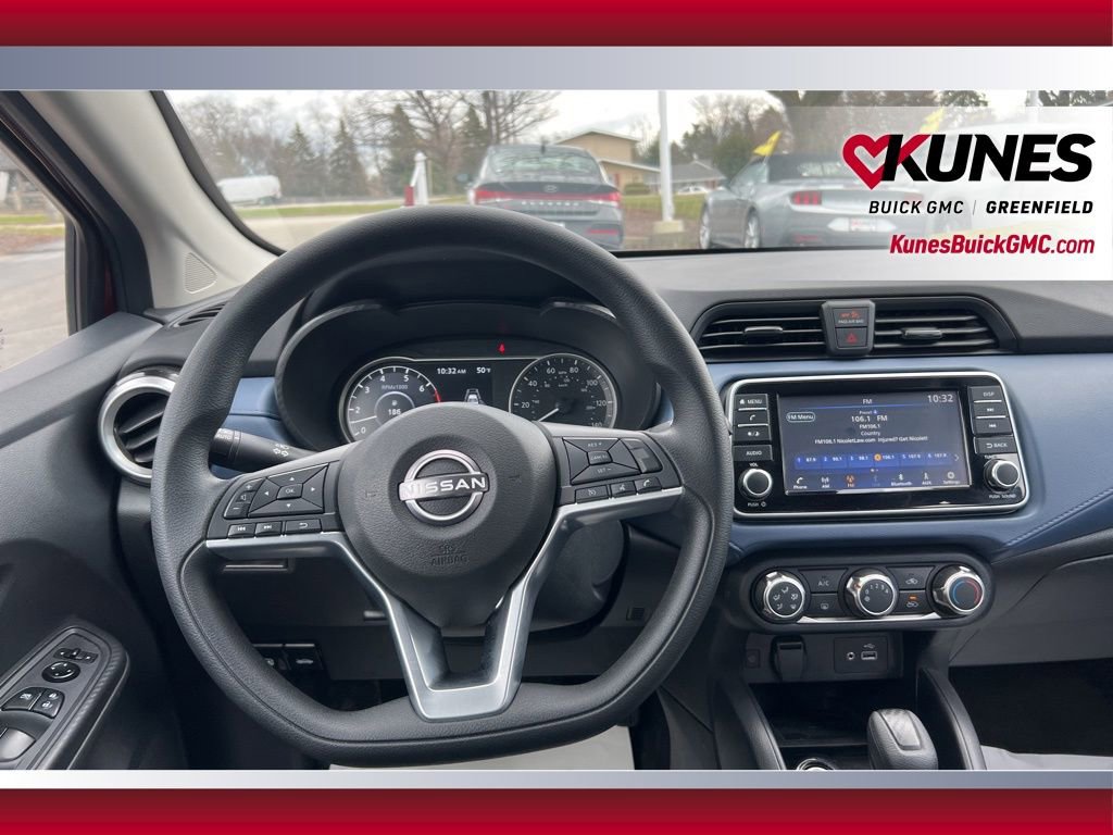 Used 2025 Nissan Versa SV image 18