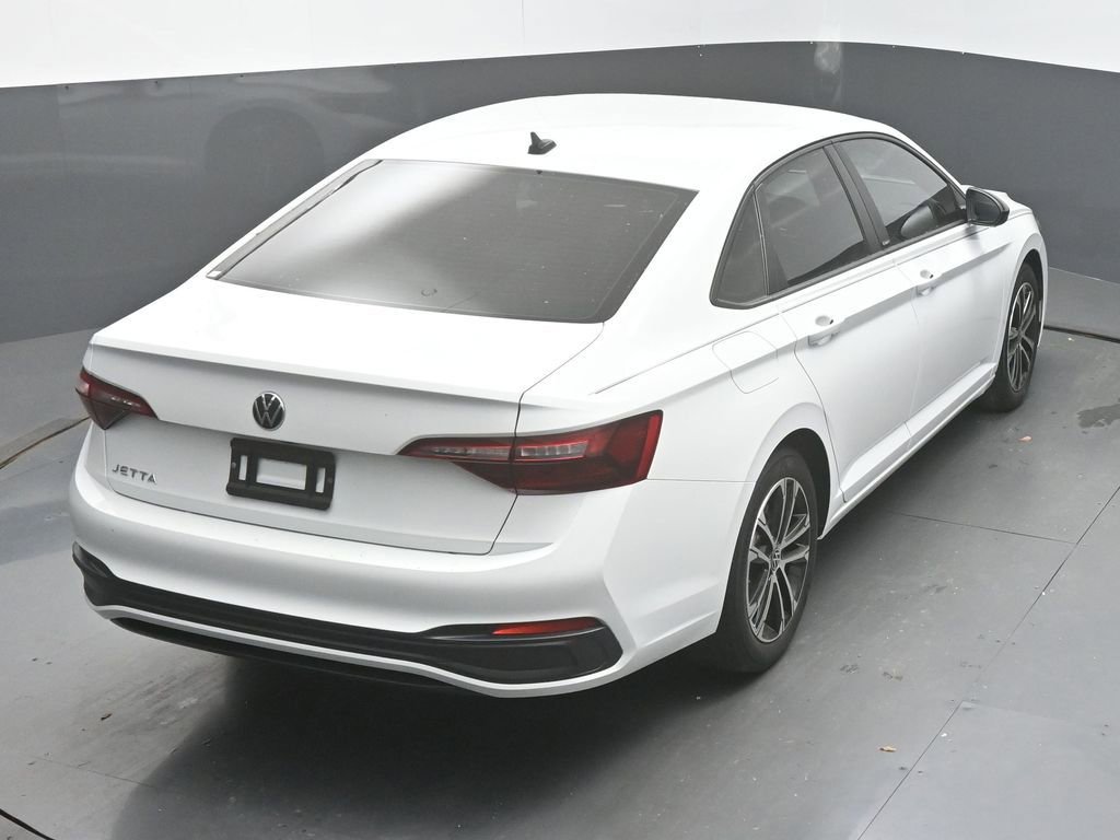 Used 2023 Volkswagen Jetta Sport image 44