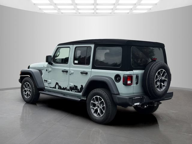 Used 2024 Jeep Wrangler Unlimited Sport AWD/4WD image 5