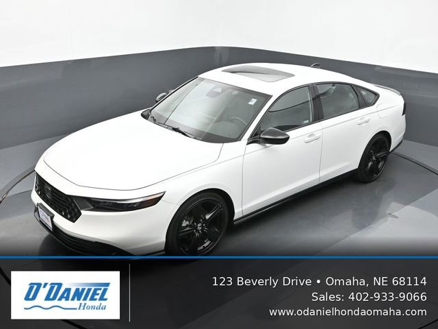 Used 2023 Honda Accord Sport image 16