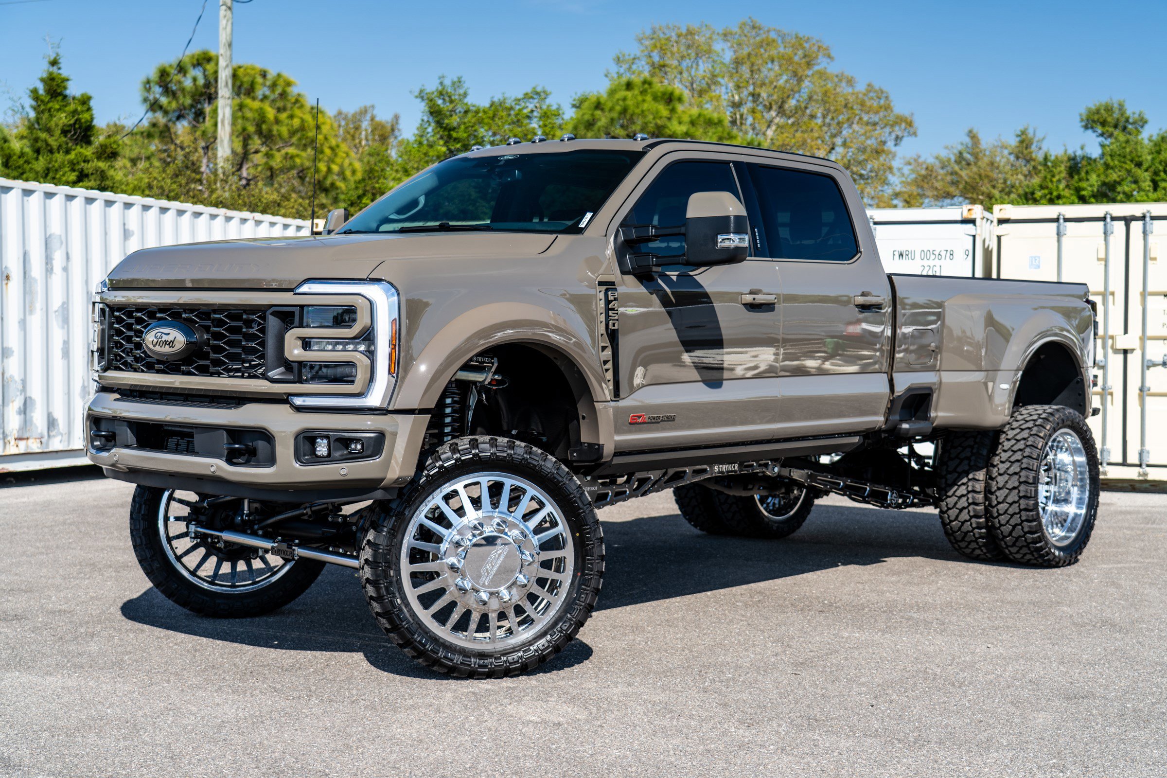 New 2026 Ford F450 Platinum w/ Platinum Plus Package image 11
