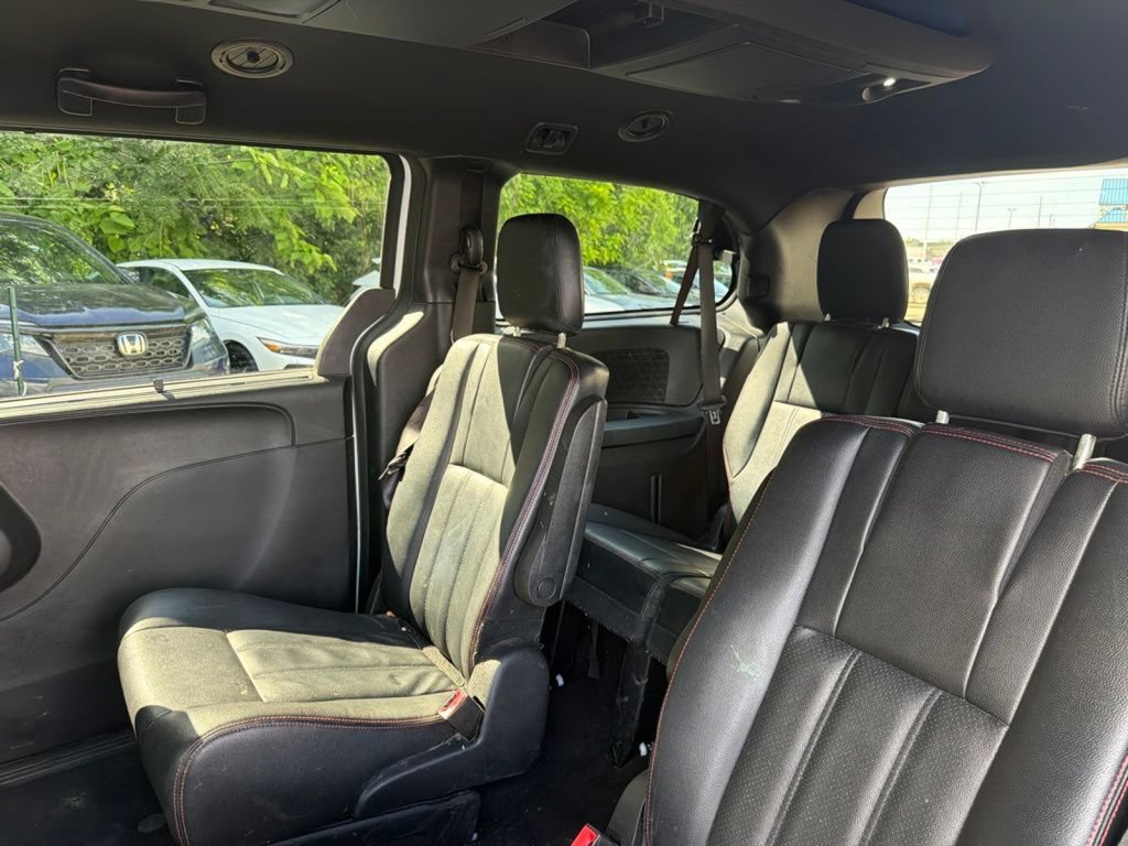 Used 2019 Dodge Grand Caravan GT FWD image 14