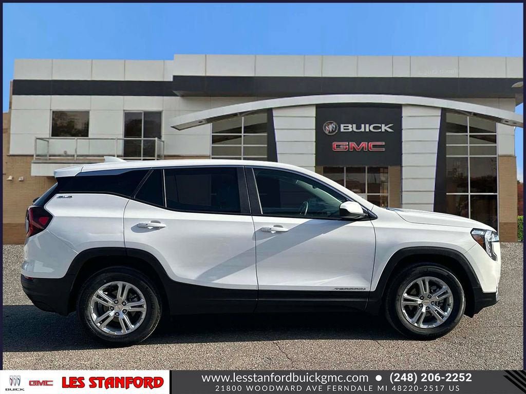 Used 2024 GMC Terrain SLE FWD image 7
