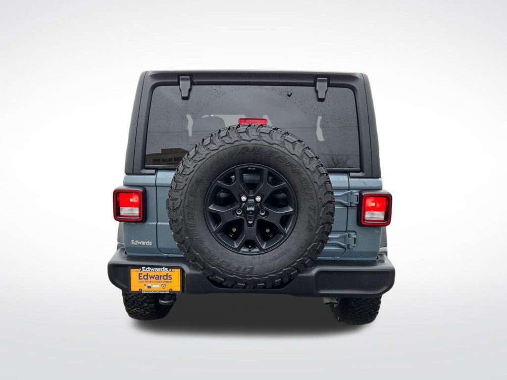 Used 2024 Jeep Wrangler Sport S image 4