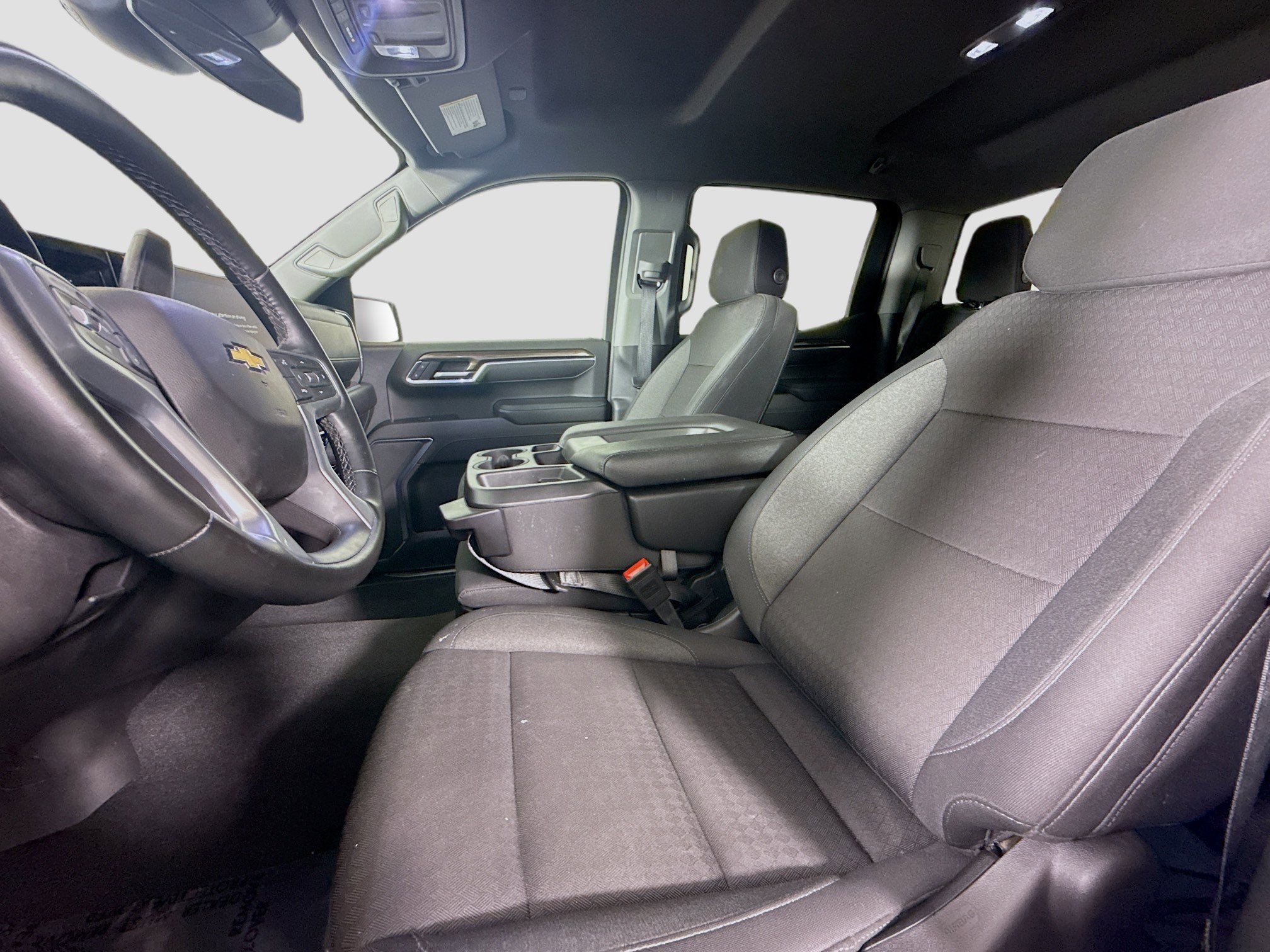 Used 2025 Chevrolet Silverado 1500 LT image 22