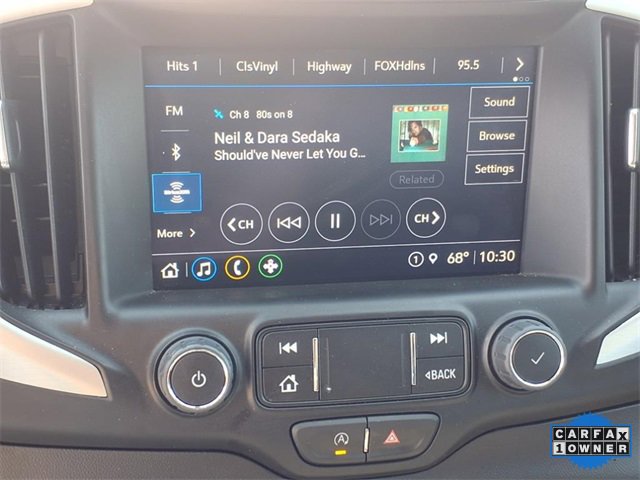 Used 2024 GMC Terrain SLT image 8