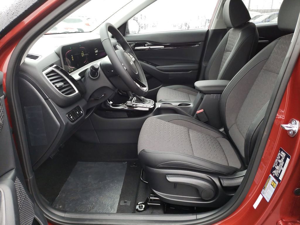 New 2026 Kia Seltos S image 14