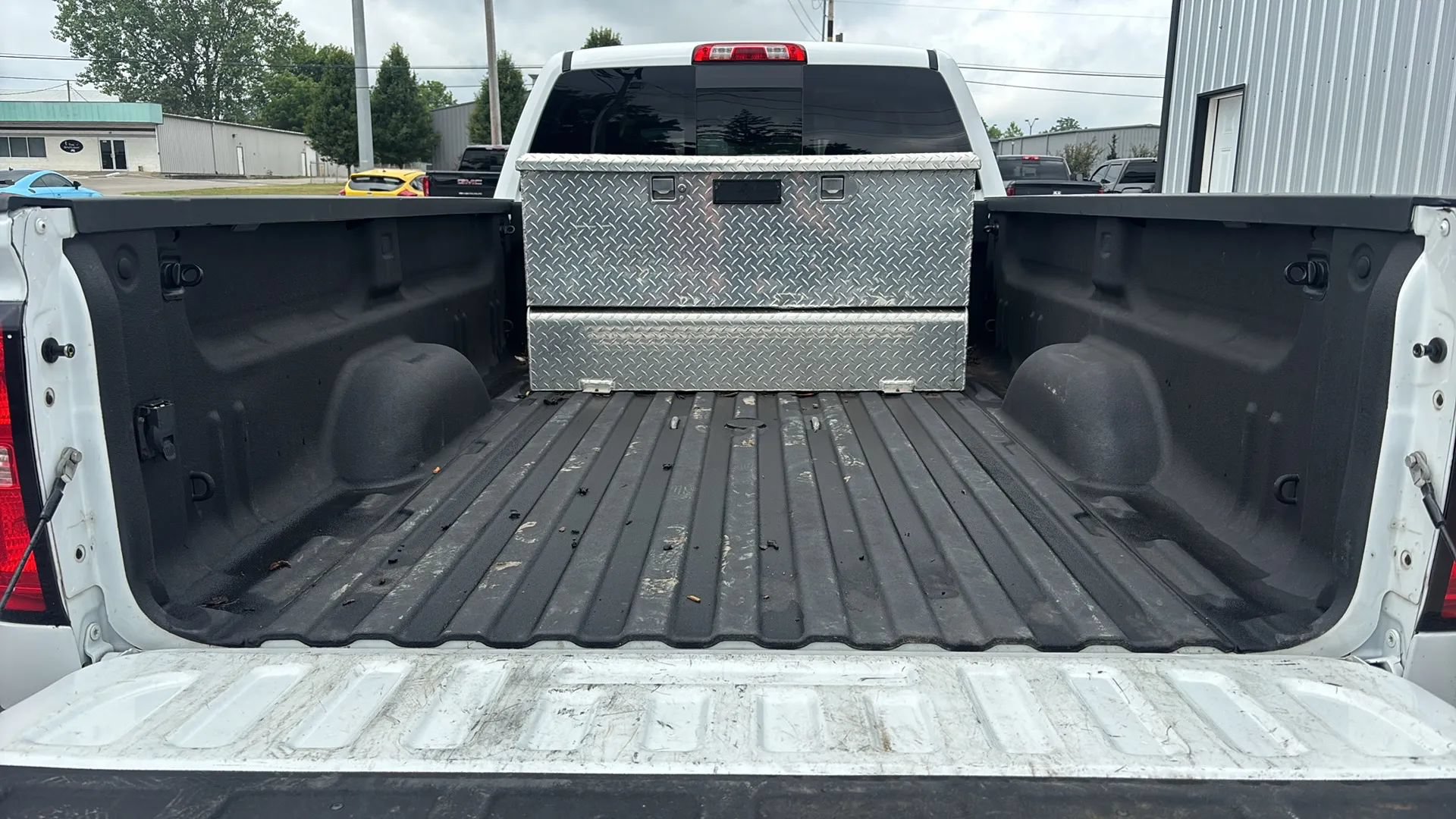 Used 2015 Chevrolet Silverado 3500 High Country w/ Duramax Plus Package AWD/4WD image 7