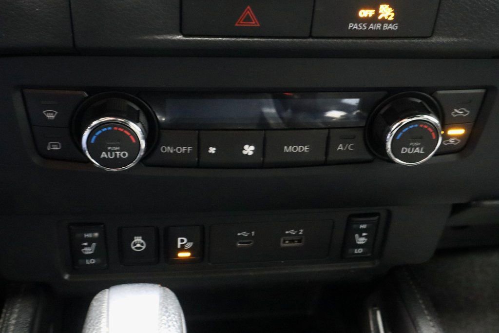 Used 2022 Nissan Frontier PRO-4X w/ Pro-4X Premium Package image 30